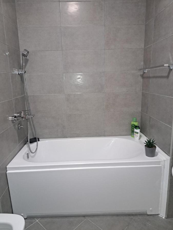 Apartman A&M Tivat Eksteriør bilde