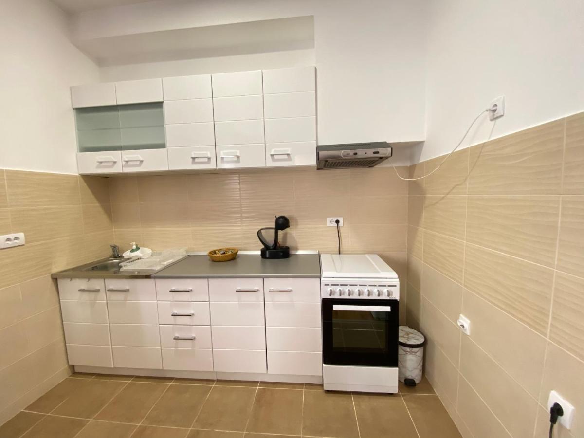 Apartman A&M Tivat Eksteriør bilde