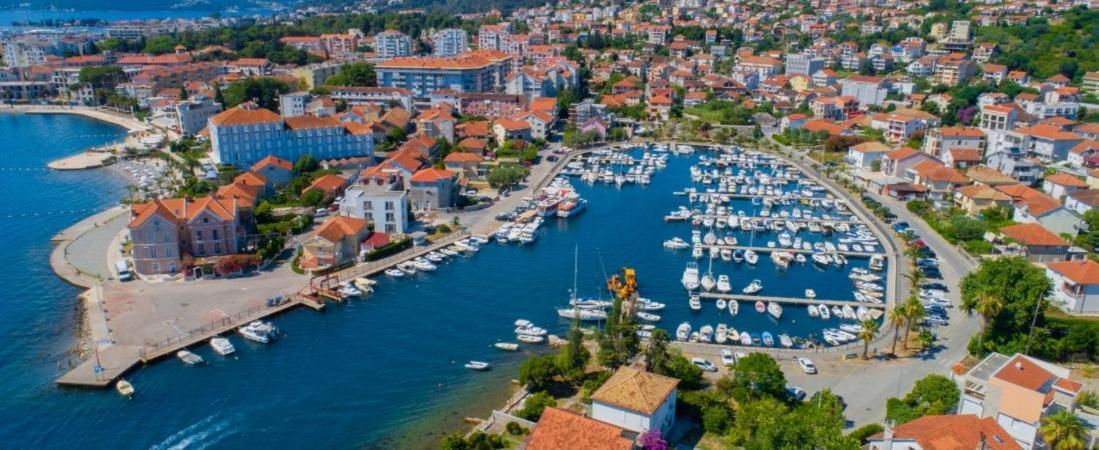 Apartman A&M Tivat Eksteriør bilde